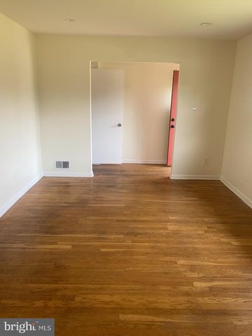 6215 AUTH RD, Suitland, MD 20746