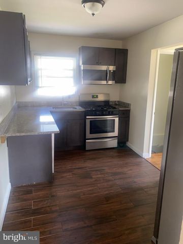 6215 AUTH RD, Suitland, MD 20746