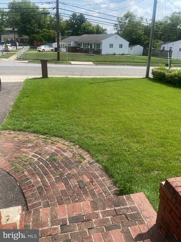 6215 AUTH RD, Suitland, MD 20746