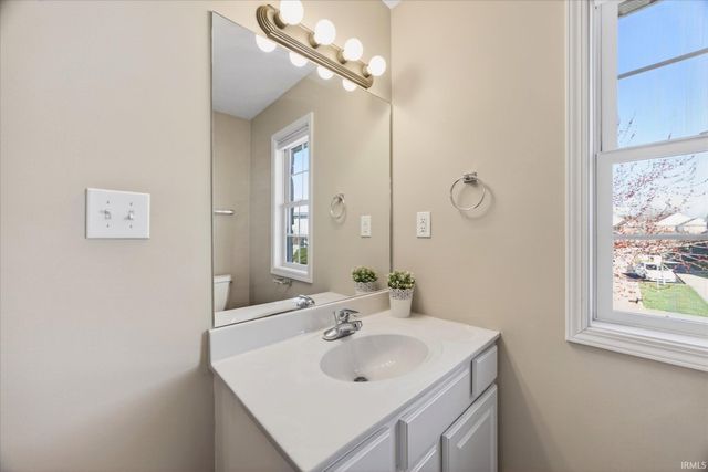 3764 E Cobble Creek Drive, Bloomington, IN 47401