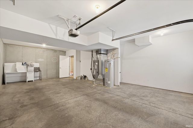 3764 E Cobble Creek Drive, Bloomington, IN 47401