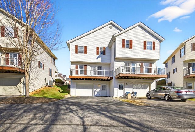 3764 E Cobble Creek Drive, Bloomington, IN 47401