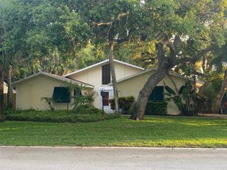 837 Seminole Lane, Vero Beach, FL 32963