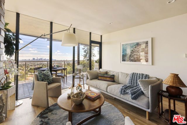6190 Temple Hill Drive, Los Angeles, CA 90068