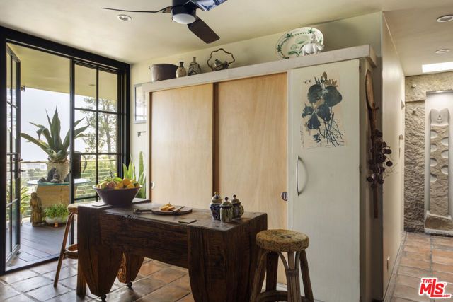 6190 Temple Hill Drive, Los Angeles, CA 90068