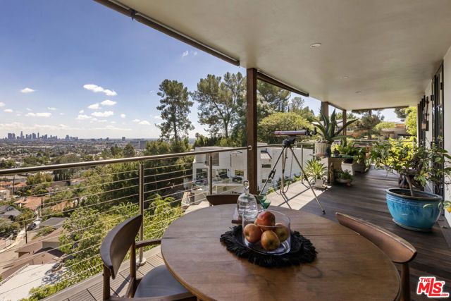 6190 Temple Hill Drive, Los Angeles, CA 90068