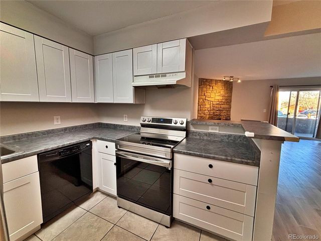 390 W Zang St 5-5-107, Lakewood, CO 80228