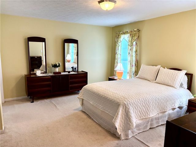 52 Sable Ridge Lane, Greece, NY 14612