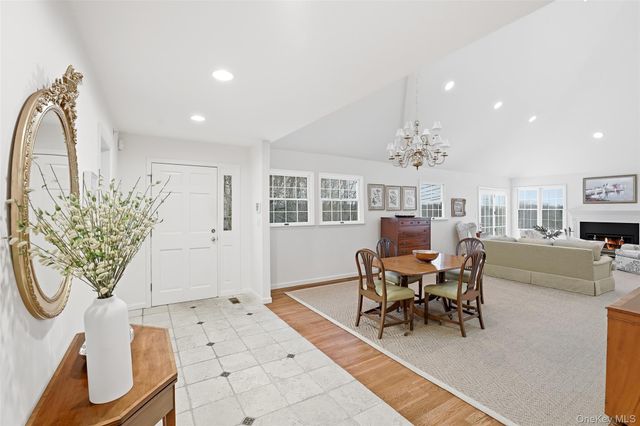 12 Brook Hills Circle, White Plains, NY 10605