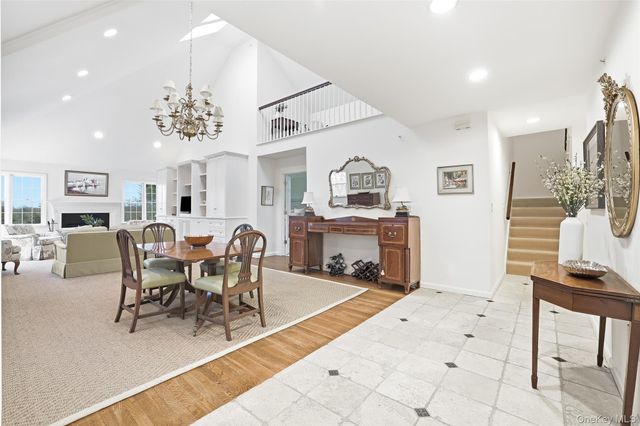 12 Brook Hills Circle, White Plains, NY 10605