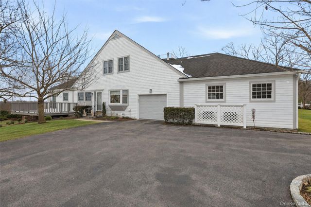 12 Brook Hills Circle, White Plains, NY 10605
