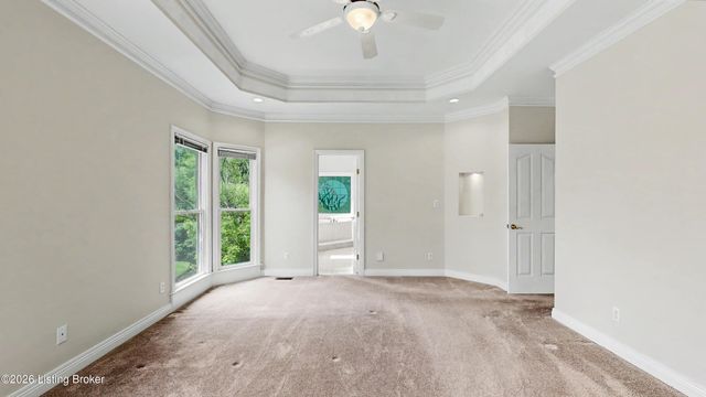 9319 Springbrooke Cir, Louisville, KY 40241