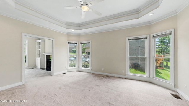 9319 Springbrooke Cir, Louisville, KY 40241