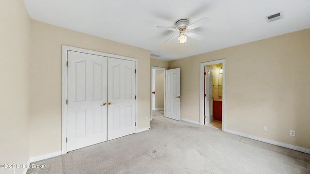 9319 Springbrooke Cir, Louisville, KY 40241