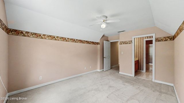 9319 Springbrooke Cir, Louisville, KY 40241