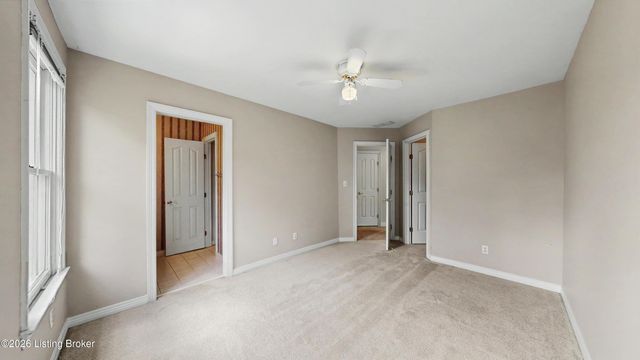 9319 Springbrooke Cir, Louisville, KY 40241