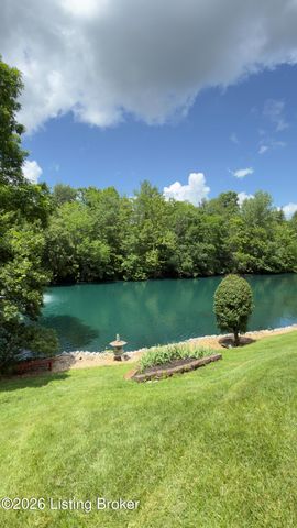 9319 Springbrooke Cir, Louisville, KY 40241