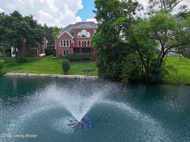 9319 Springbrooke Cir, Louisville, KY 40241