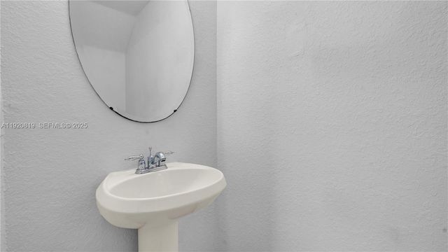 4921 SW 140th Ter 1, Miramar, FL 33027