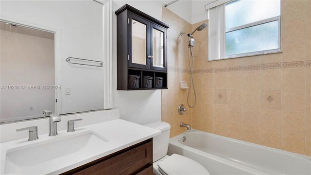 4921 SW 140th Ter 1, Miramar, FL 33027