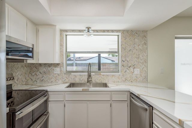 11452 129TH AVENUE, Largo, FL 33778