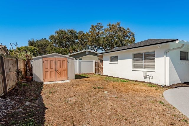 11452 129TH AVENUE, Largo, FL 33778