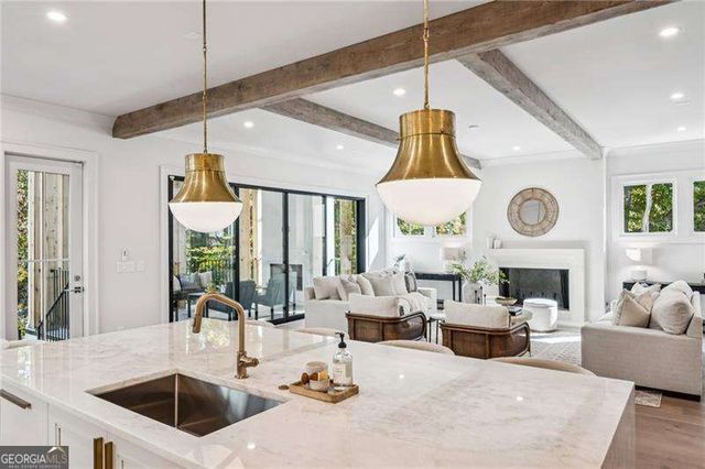 654 Elkmont Drive NE, Atlanta, GA 30306