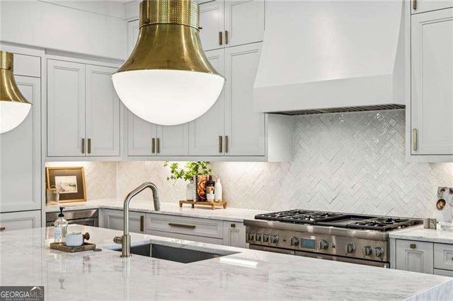 654 Elkmont Drive NE, Atlanta, GA 30306