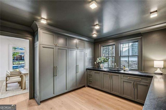 654 Elkmont Drive NE, Atlanta, GA 30306