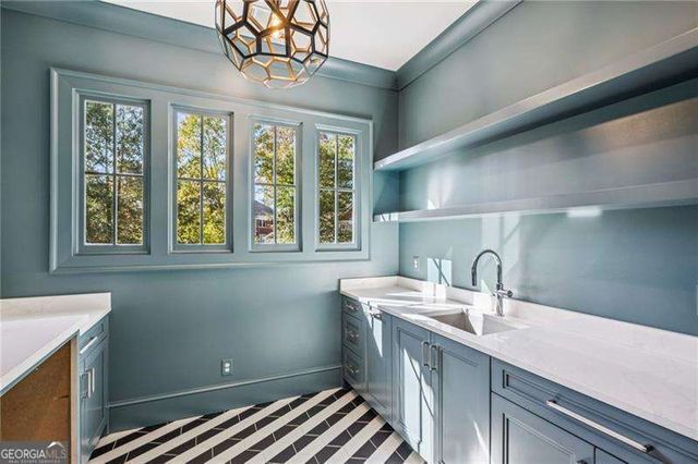 654 Elkmont Drive NE, Atlanta, GA 30306