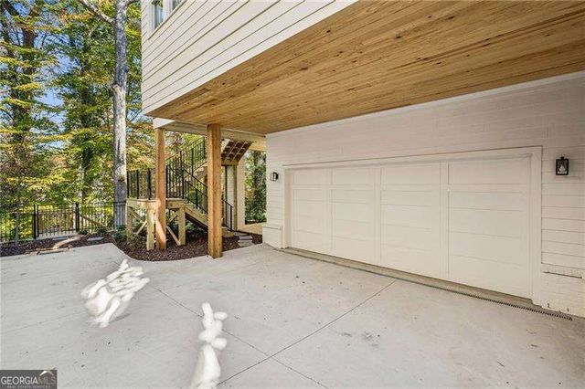 654 Elkmont Drive NE, Atlanta, GA 30306