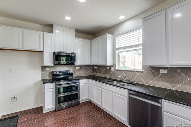 6719 Loma Blanca, San Antonio, TX 78233