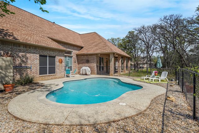 7332 Hinton, Mansfield, TX 76063