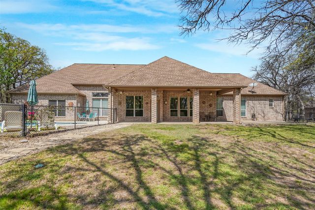 7332 Hinton, Mansfield, TX 76063