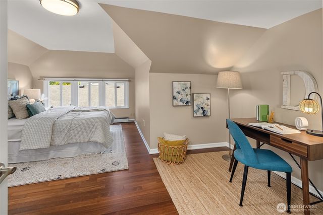 127 NE 56th Street, Seattle, WA 98105