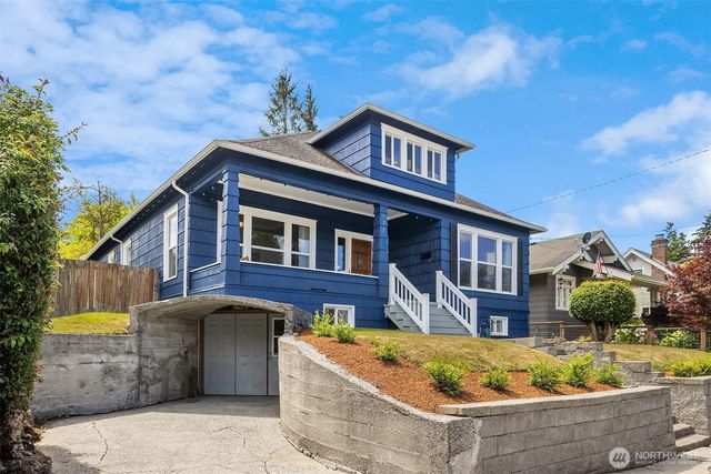 127 NE 56th Street, Seattle, WA 98105