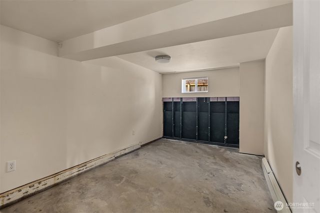 127 NE 56th Street, Seattle, WA 98105