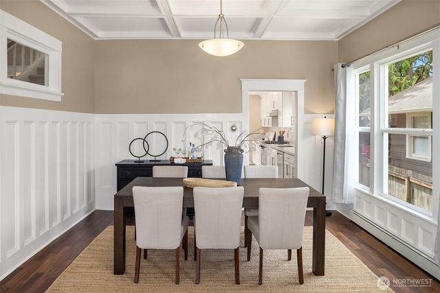 127 NE 56th Street, Seattle, WA 98105