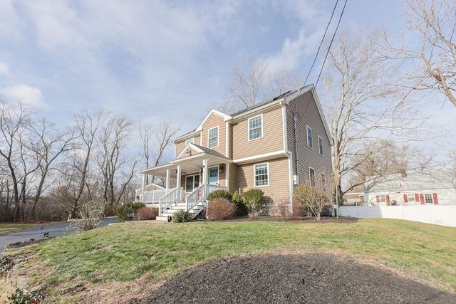 43 Marjorie St, Attleboro, MA 02703
