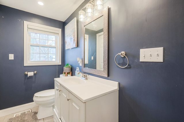 43 Marjorie St, Attleboro, MA 02703