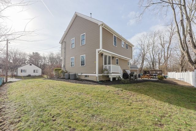 43 Marjorie St, Attleboro, MA 02703