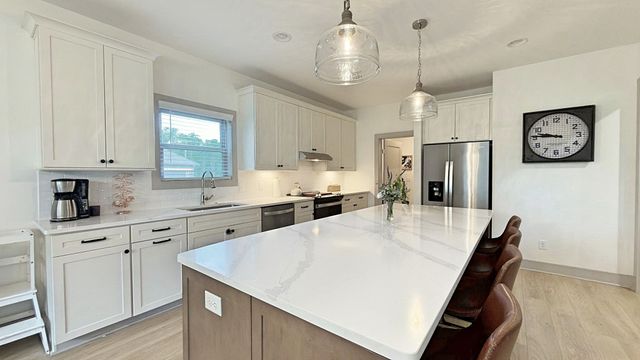 1924 Corral Rd, Signal Mountain, TN 37377