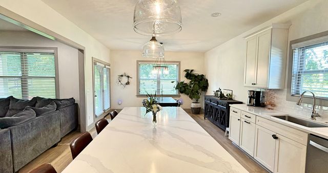 1924 Corral Rd, Signal Mountain, TN 37377
