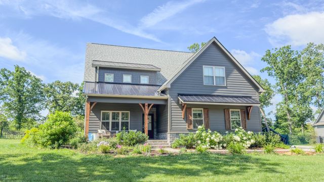 1924 Corral Rd, Signal Mountain, TN 37377