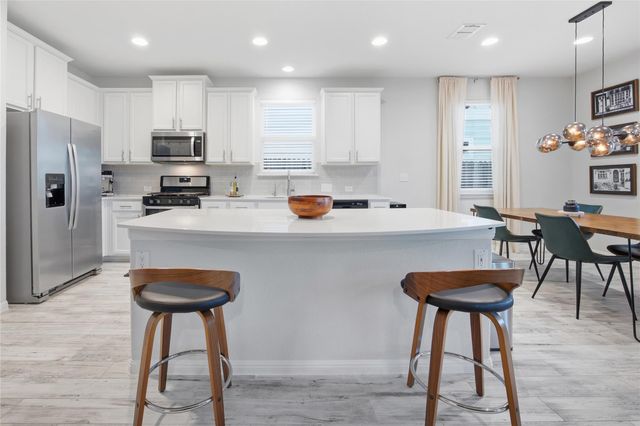 6402 Moncrieff DR, Austin, TX 78747