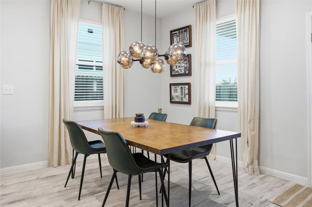 6402 Moncrieff DR, Austin, TX 78747