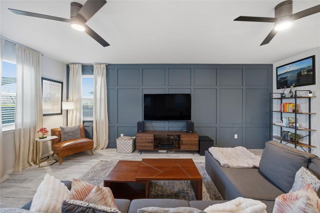 6402 Moncrieff DR, Austin, TX 78747