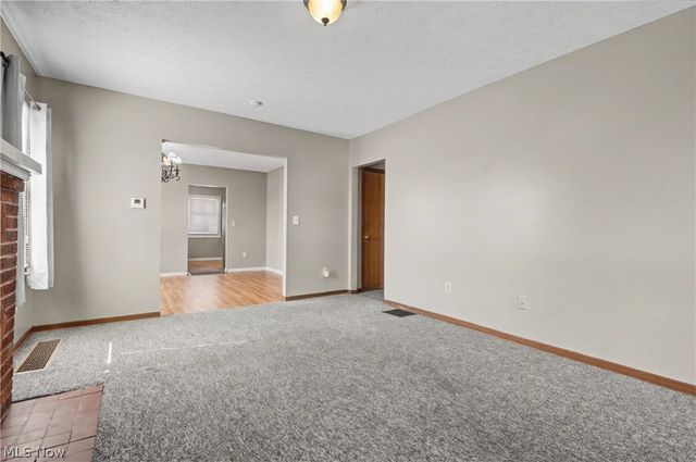 406 Moody Street, Akron, OH 44305