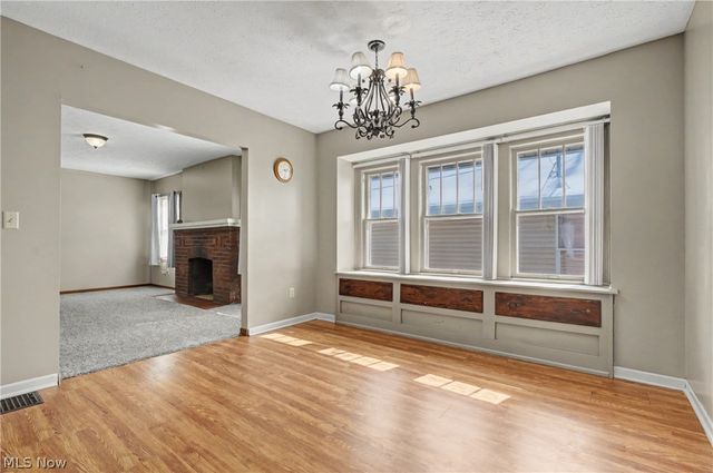 406 Moody Street, Akron, OH 44305