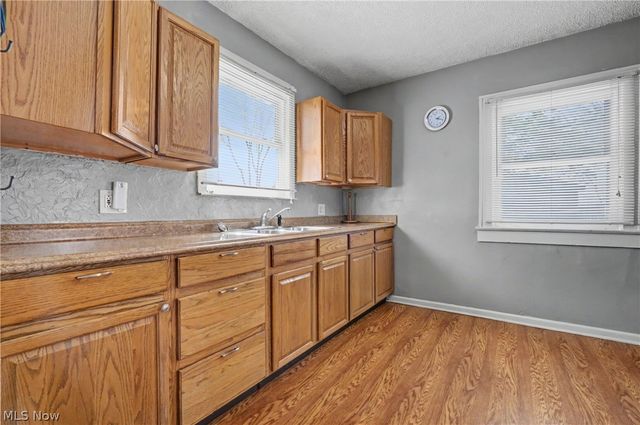 406 Moody Street, Akron, OH 44305